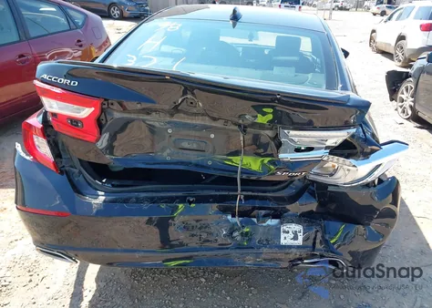 2019 Honda Accord Sport z USA, uszkodzony, nr VIN 1HGCV1F31KA024747